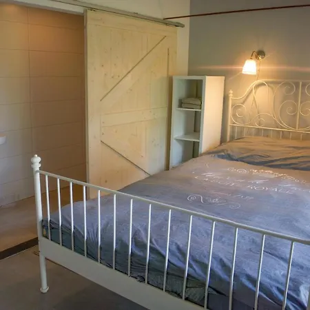 Bed & Breakfast Huisje En B&B Green Cottage