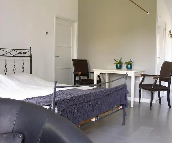 Huisje En B&B Green Cottage